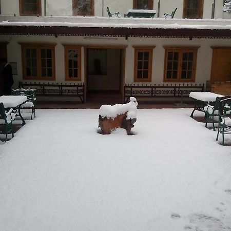 Torrentium Lodge Šimla Exteriér fotografie