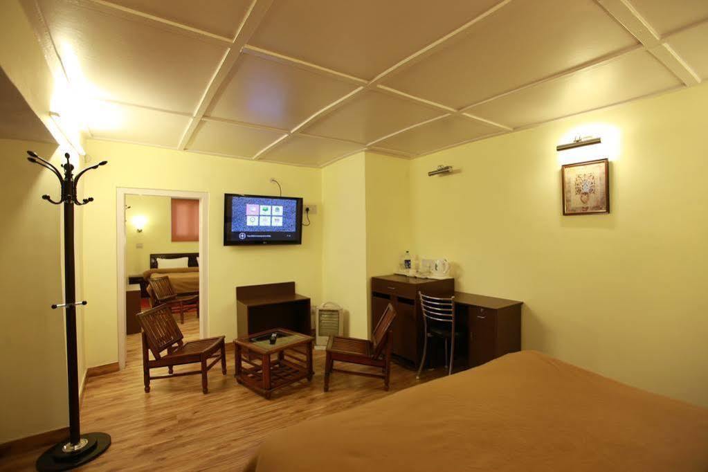 Torrentium Lodge Šimla Exteriér fotografie
