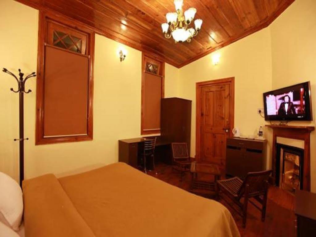 Torrentium Lodge Šimla Exteriér fotografie