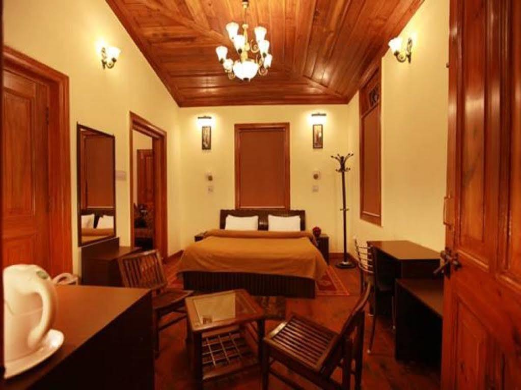 Torrentium Lodge Šimla Exteriér fotografie